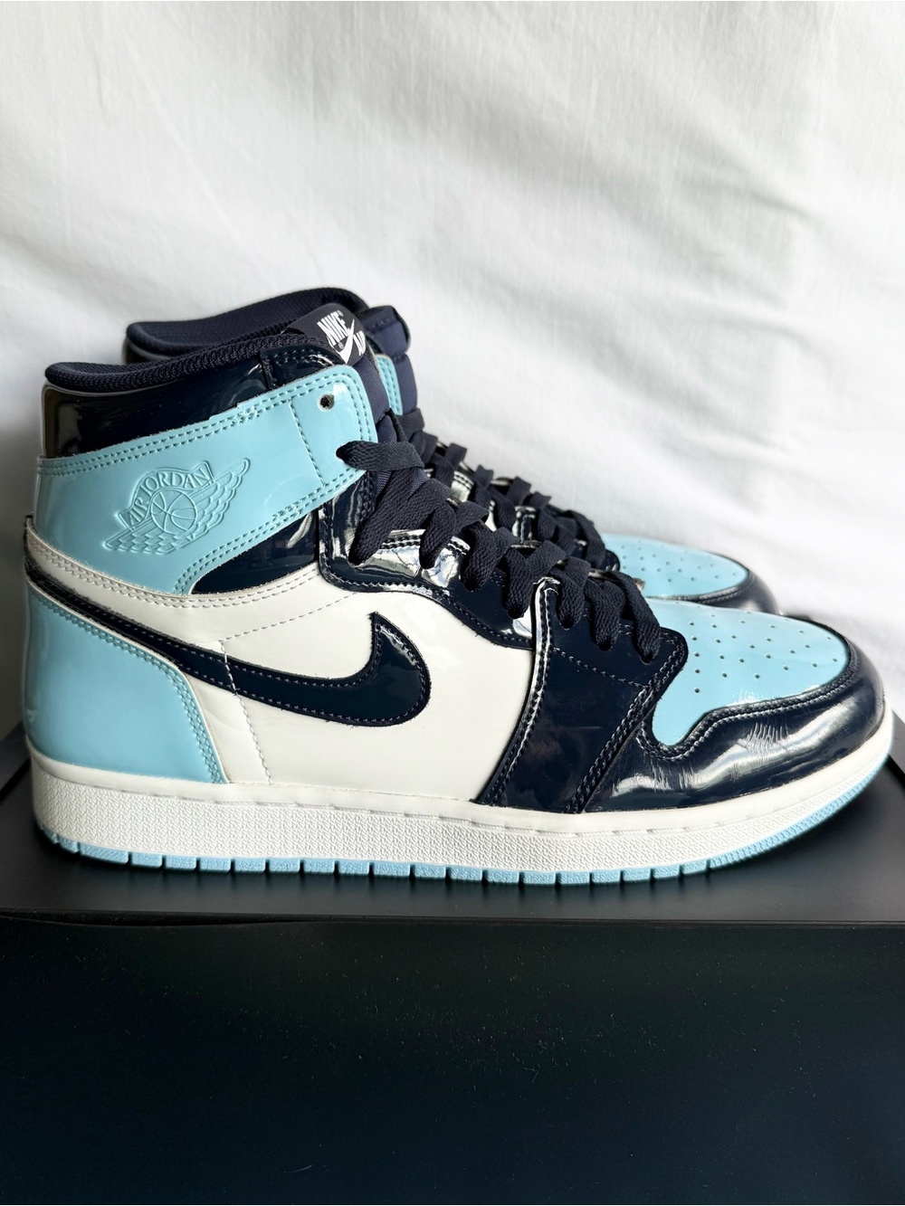 AUTHENTIC Jordan 1 Retro High UNC Patent size 9.5M / 11W CD0461-401 2019 USED
